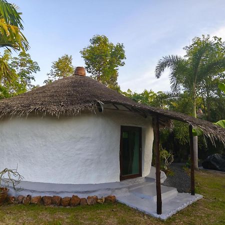 Baan Farang Homestay Phra Saeng Ban Nam Dam Kültér fotó