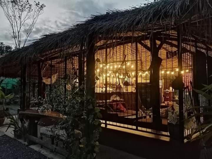 Baan Farang Homestay Phra Saeng Ban Nam Dam Kültér fotó