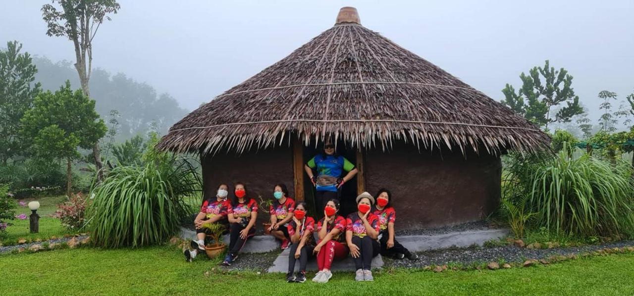 Baan Farang Homestay Phra Saeng Ban Nam Dam Kültér fotó