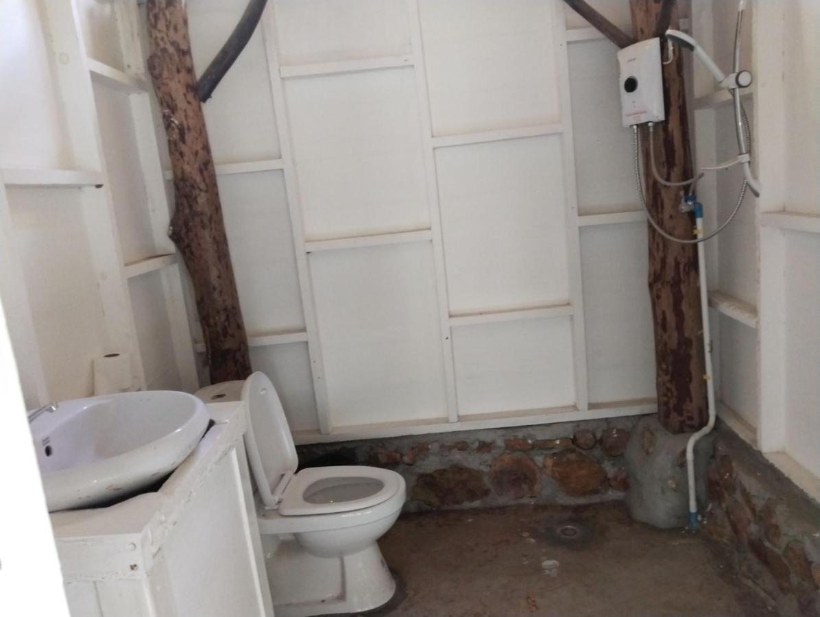 Baan Farang Homestay Phra Saeng Ban Nam Dam Kültér fotó