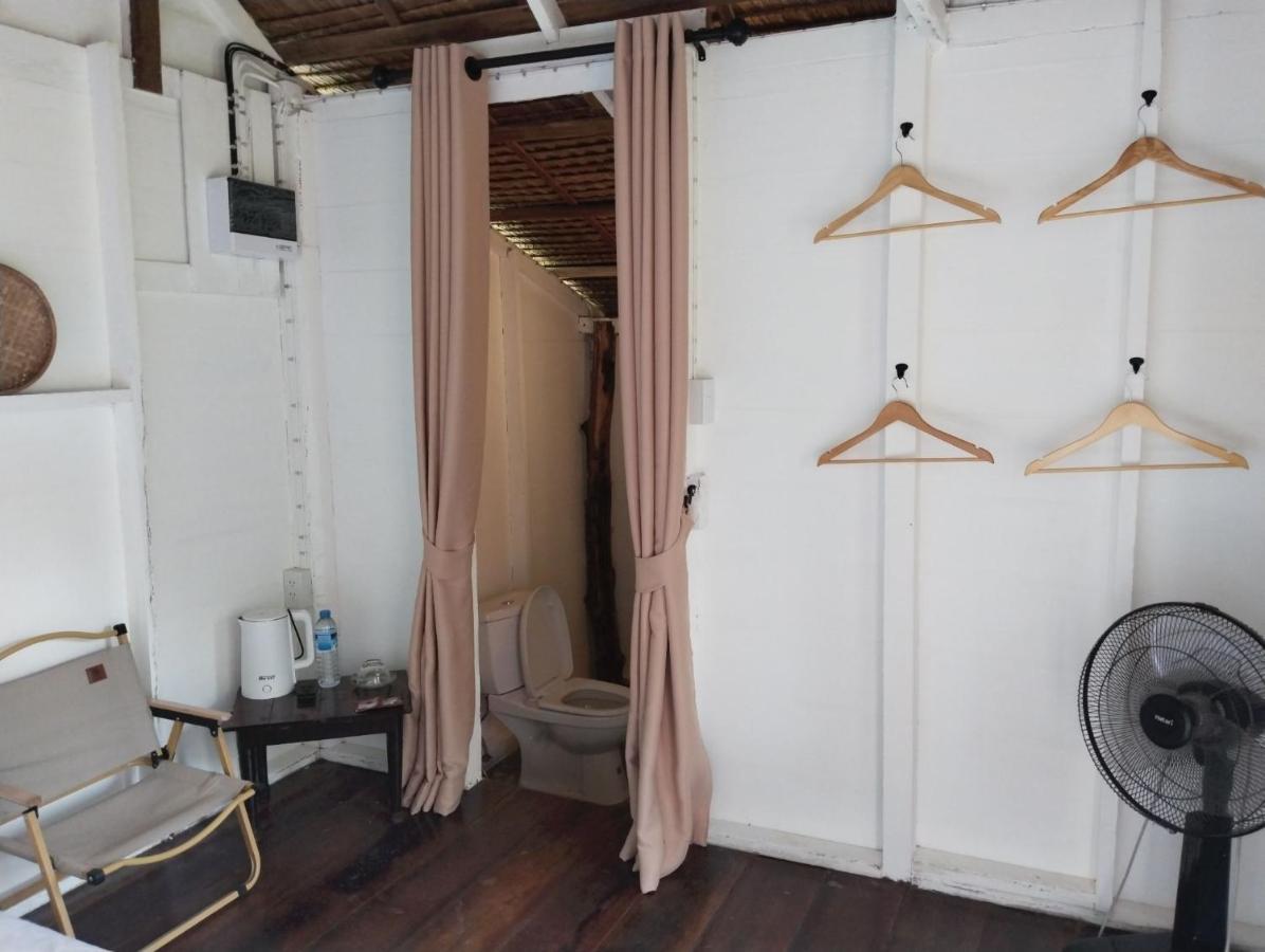 Baan Farang Homestay Phra Saeng Ban Nam Dam Kültér fotó